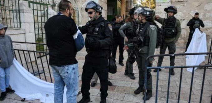 More Than 150 Injured In Violence At Jerusalem Holy Site