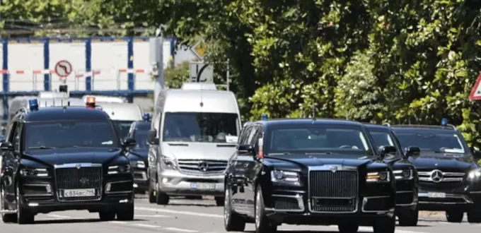 Video Showing Russian President Vladimir Putin's Motorcade Rushing To Kremlin Sparks Speculation