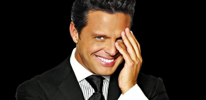 Luis miguel Net Worth 2022